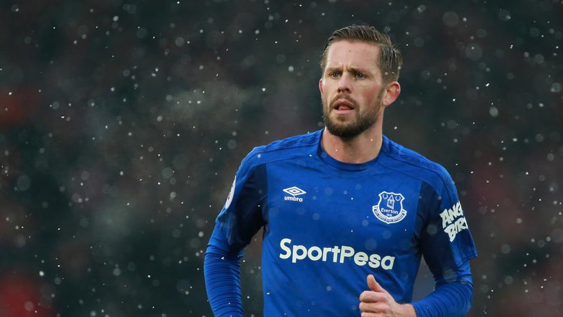 开云官方app入口-绿茵场上的绝杀与球台上的惊艳，当德国战车碾过法兰西，梁靖崑的弧圈划破长空